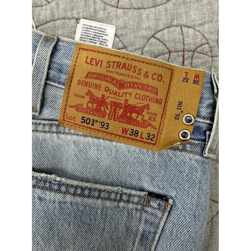 Levi's Premium‎ 501' 93 Pride Denim Jeans Men's 38x32 Blue Distressed Straight